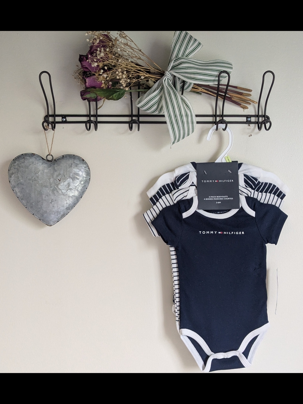 Tommy Hilfiger Navy and White Baby Bodysuit Set Of 4!!!